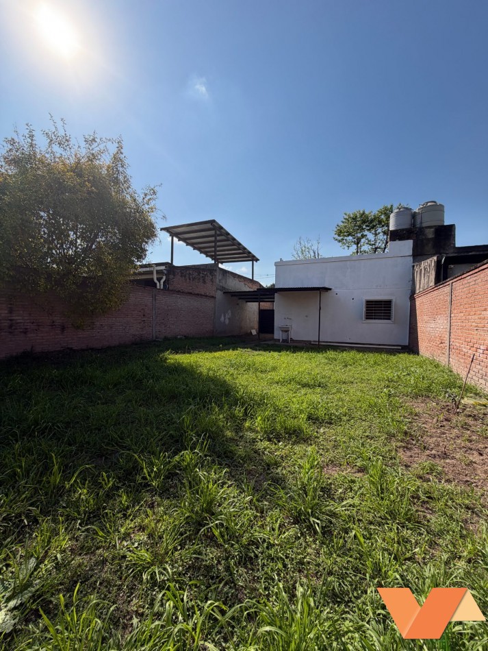 CASA EN ALQUILER con amplio parque en Alto del Manantial