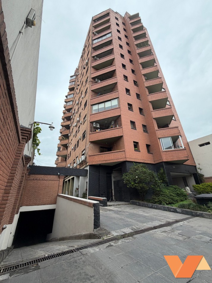 Cochera en Venta - Moreno al 300 - 12,84 m² - Planta Baja