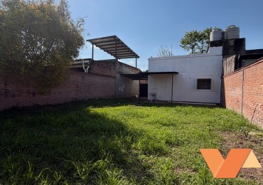 CASA EN ALQUILER con amplio parque en Alto del Manantial